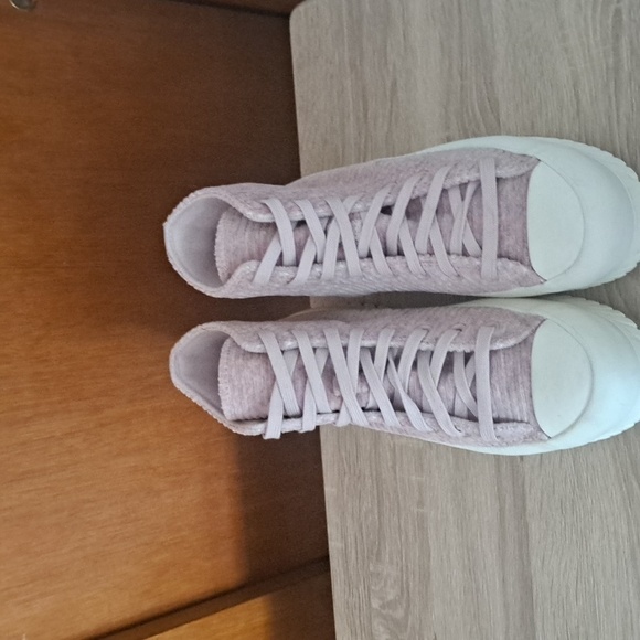 Converse Chuck Taylor All Star Lugged 2.0 Velour Hightop Sneakers $120 - Picture 6 of 11